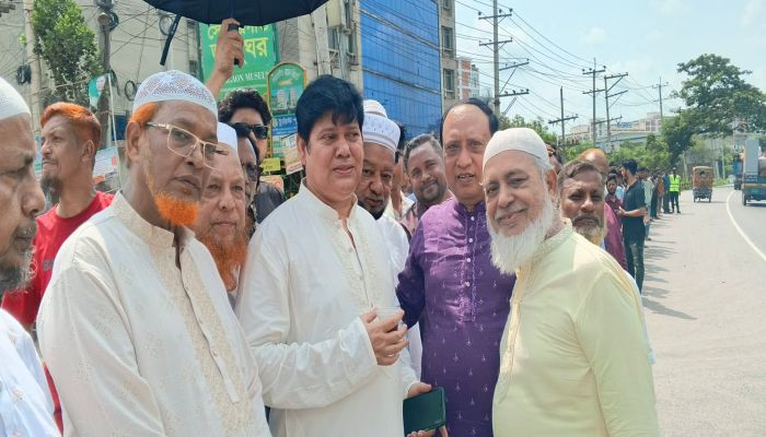 প্রধানমন্ত্রী তারেক রহমানকে সোনারগাঁয়ে বিএনপির উষ্ণ স্বাগত শুভেচ্ছায় নেতাকর্মীদের ঢল
