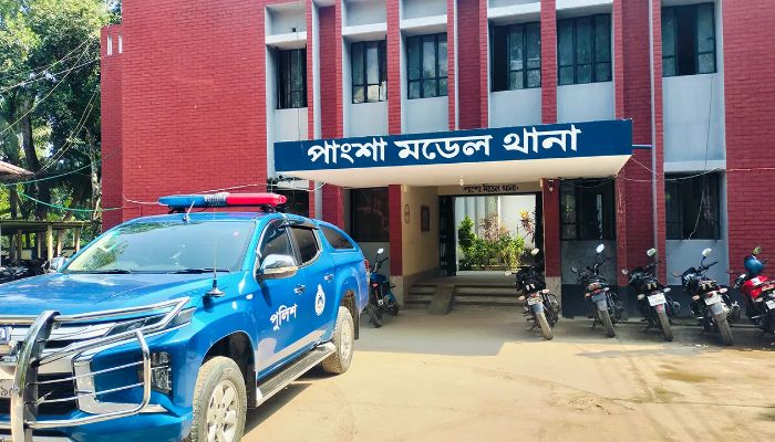 সংঘর্ষে নিহতের জেরে পাল্টাপাল্টি মামলা, পুরুষশূন্য ৪ গ্রাম