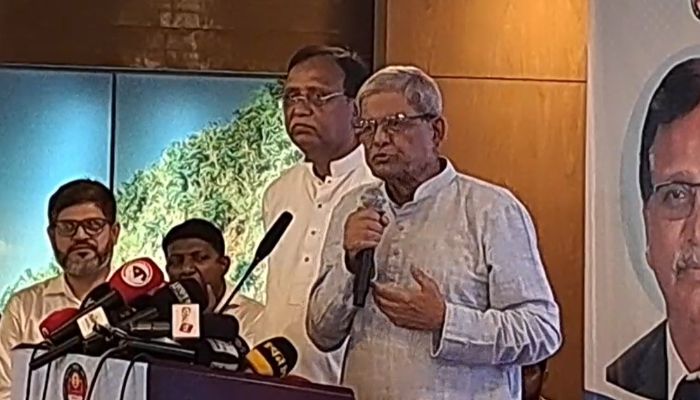শুধু নীতি তৈরি নয়, নাগরিকরা কতটুক উপকৃত হচ্ছেন মূল্যায়ন প্রয়োজন: মির্জা ফখরুল
