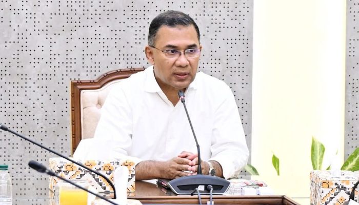 পদ্মার মতো তিস্তা ব্যারেজেও পানি ধরে রাখার ব্যবস্থা গ্রহণের নির্দেশ প্রধানমন্ত্রীর