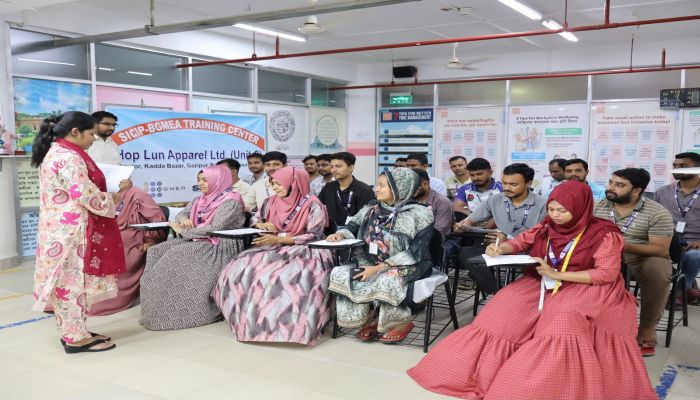 তৈরি পোশাকশিল্পে দক্ষ কর্মী গড়ে তুলতে বিজিএমইএর সঙ্গে কাজ করছে হপ লুন