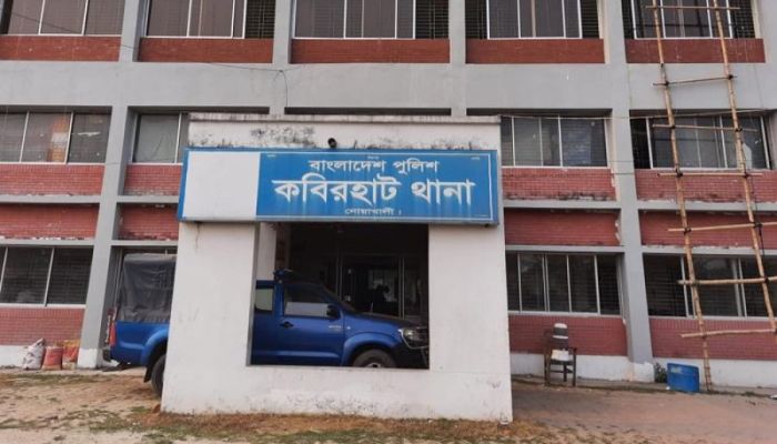 নোয়াখালীতে শাক ধুতে গিয়ে এক গৃহবধূর মৃত্যু