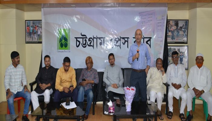 আন্দালিব রহমান পার্থকে তথ্যমন্ত্রী করায় চট্টগ্রাম প্রেসক্লাবে বিজেপির মিষ্টিমুখ