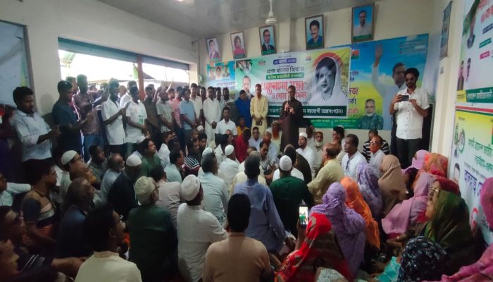 গুরুদাসপুরে খালেদা জিয়ার ৮২তম জন্মবার্ষিকী উপলক্ষে আলোচনা ও দোয়া মাহফিল