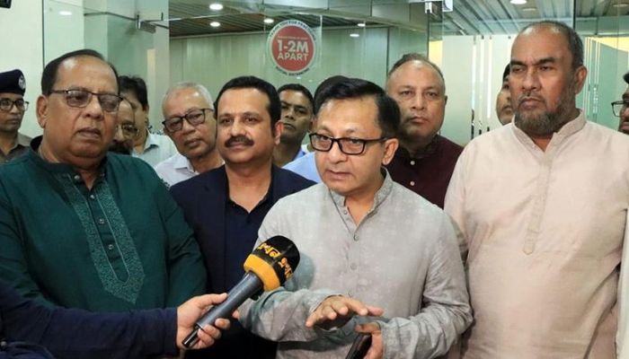 সৌরবিদ্যুতের লক্ষ্যমাত্রা পূরণ হলে শিল্প খাতের সংকট কাটবে : বাণিজ্যমন্ত্রী