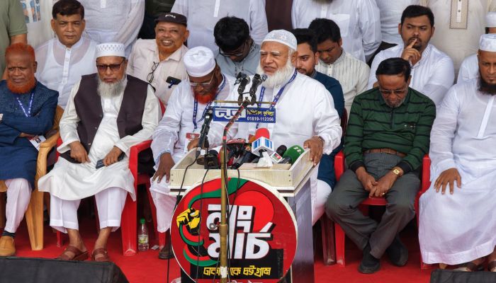 আপনারা দেশে নির্লজ্জ দলীয়করণ করবেন আর বিরোধী দল বসে বসে আঙ্গুল চুষবে- তাই কি হয়? ডা. শফিকুর রহমান এমপি