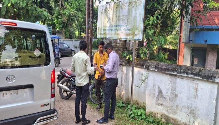 মৌলভীবাজারে সড়কে শৃঙ্খলা ফেরাতে ভ্রাম্যমাণ আদালতের অভিযান, আইন অমান্য করায় ৮ মামলা 