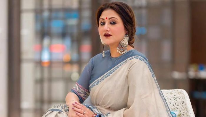 কটাক্ষ থামানোর সহজ সমাধান দিলেন অভিনেত্রী স্বস্তিকা মুখার্জি