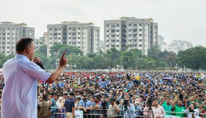 আমরা দেশকে পুনর্গঠন করতে চাইলে কেউ ঠেকিয়ে রাখতে পারবে না: প্রধানমন্ত্রী