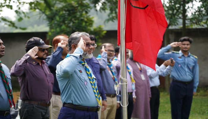 ইস্টার্ন ইউনিভার্সিটি রোভার স্কাউট গ্রুপের ৩য় দীক্ষা ক্যাম্প ও তাঁবু জলসা অনুষ্ঠিত
