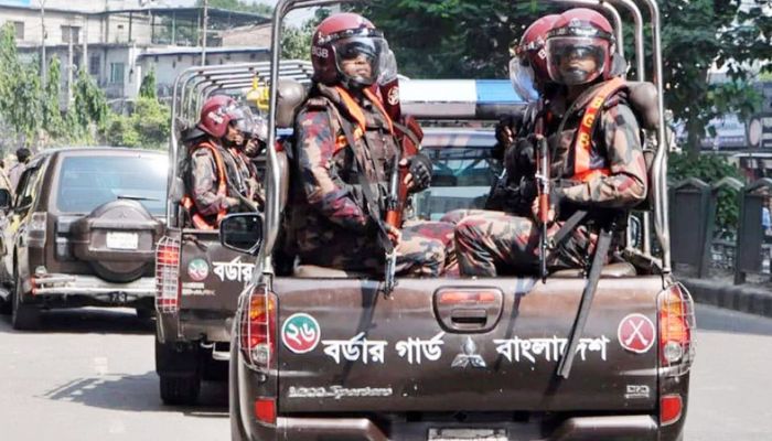 দুর্গাপূজায় সারাদেশে প্রায় ১০ হাজার বিজিবি মোতায়েন থাকবে