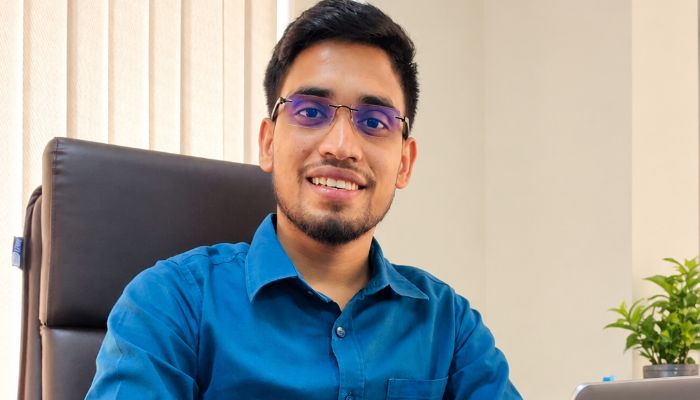 পরিশ্রমেই বদলেছে ভাগ্য, ৭৫০ টাকা নিয়ে ঢাকায় আসা শাওনের আত্মপ্রতিষ্ঠার লড়াই