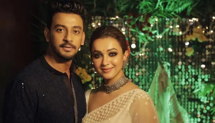 বনির সঙ্গে বিচ্ছেদের গুঞ্জন নিয়ে যা বললেন কৌশানি
